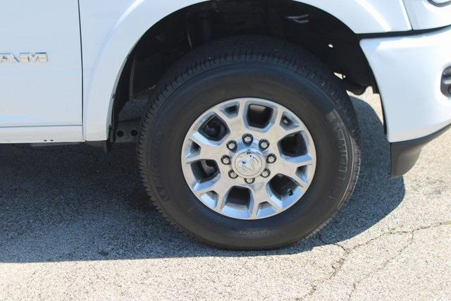 Photo of 2022 Bright White Clearcoat RAM 2500