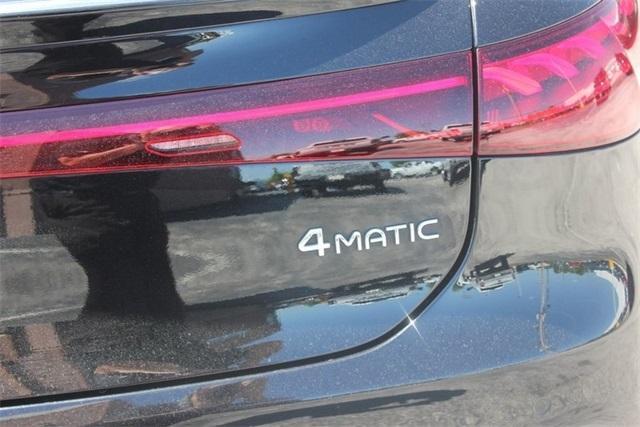 Photo of 2023 Obsidian Black Metallic Mercedes-Benz EQS 580