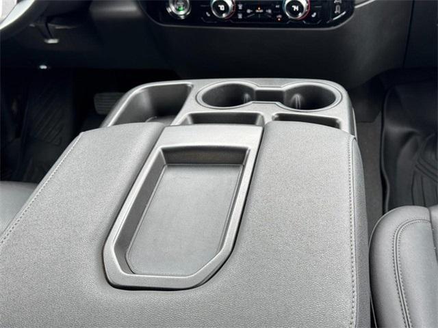 Photo of 2024 Summit White GMC Sierra 1500