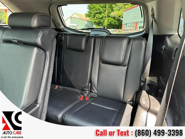 Photo of 2016 Silver Sky Metallic Toyota Highlander