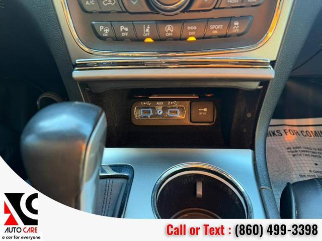 Photo of 2018 True Blue Pearlcoat Jeep Grand Cherokee