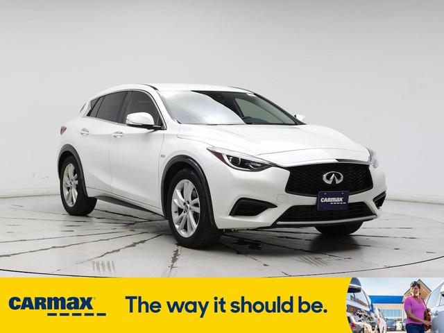 2017 Infiniti QX30