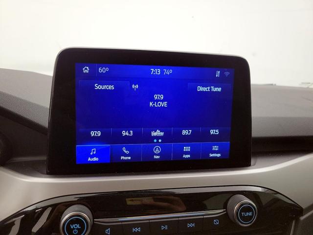 Photo of 2020 Burgundy Ford Escape