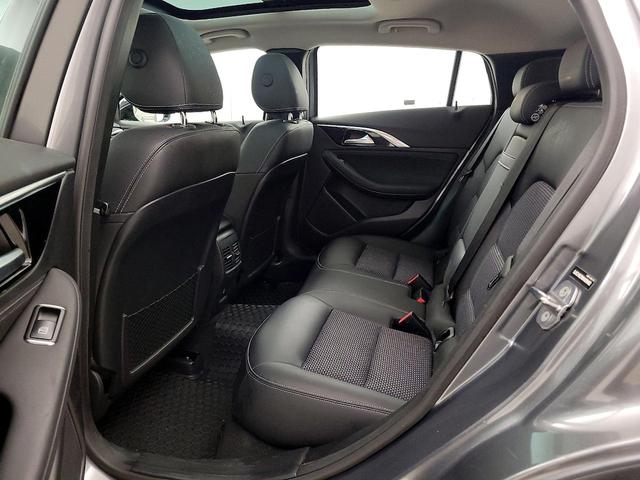 Photo of 2019 Gray INFINITI QX30
