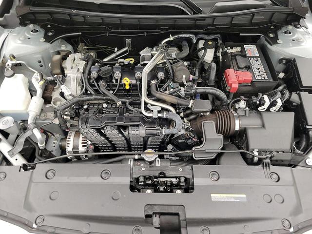 Photo of 2024 Silver Nissan Altima