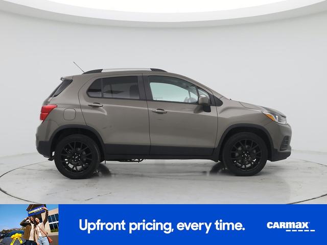 Photo of 2022 Gray Chevrolet Trax