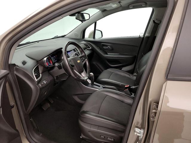 Photo of 2022 Gray Chevrolet Trax