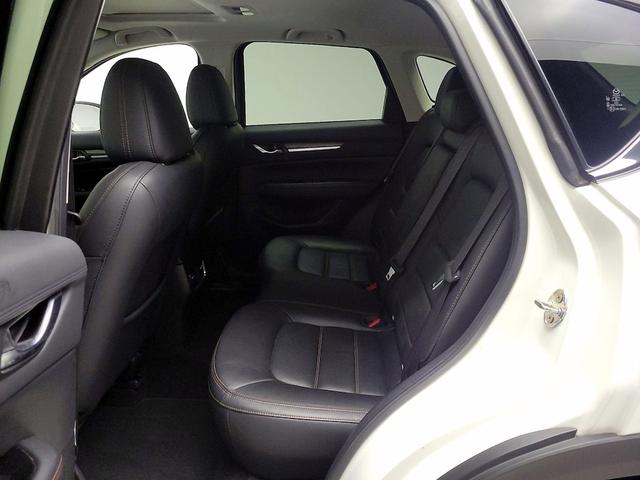 Photo of 2020 White Mazda CX-5