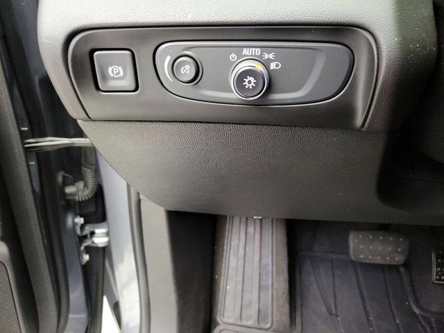 Photo of 2020 Gray Buick Enclave
