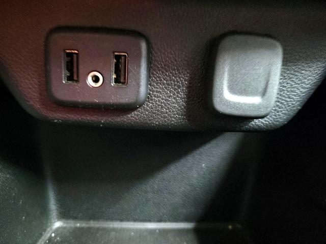 Photo of 2020 Blue Chevrolet Traverse