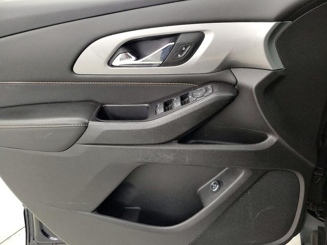Photo of 2020 Blue Chevrolet Traverse