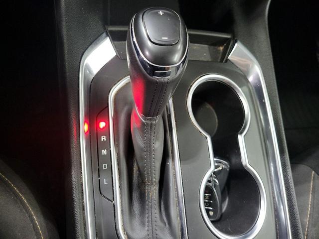 Photo of 2020 Blue Chevrolet Traverse