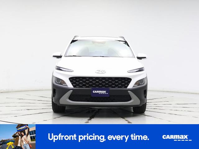 Photo of 2023 White Hyundai KONA