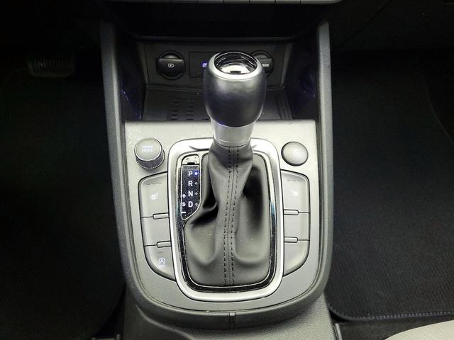 Photo of 2023 White Hyundai KONA