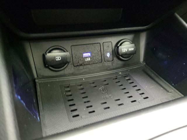 Photo of 2023 White Hyundai KONA