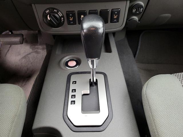 Photo of 2020 White Nissan Frontier