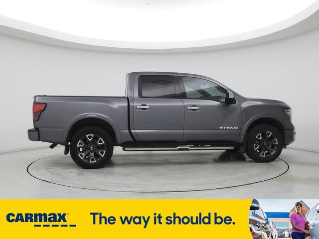 Photo of 2023 Gray Nissan Titan