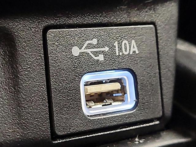 Photo of 2021 Black Honda CR-V