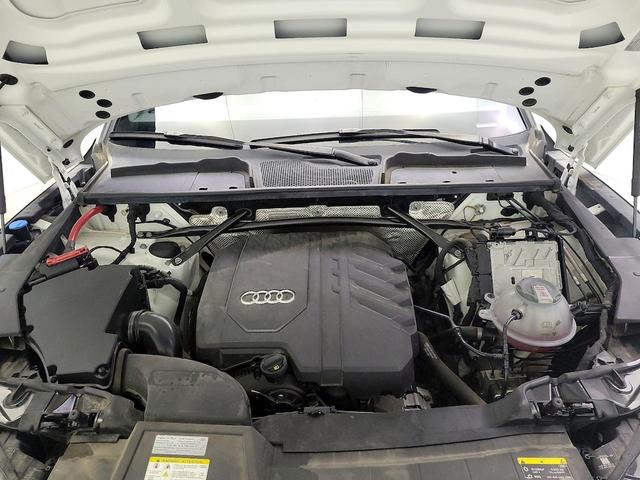 Photo of 2023 White Audi Q5