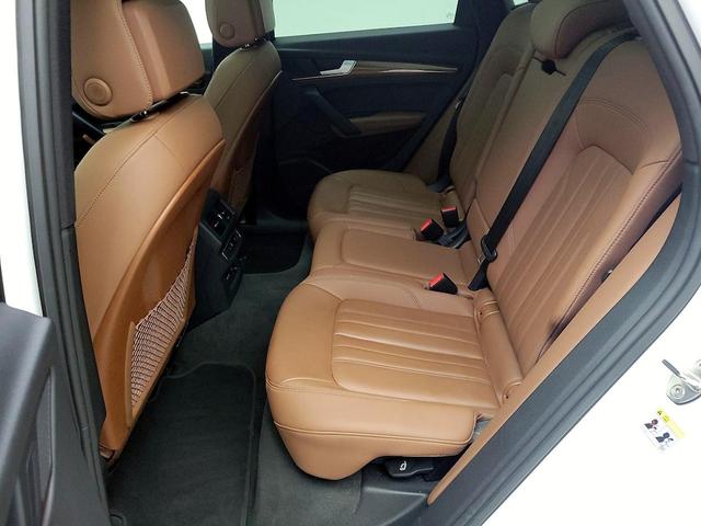Photo of 2023 White Audi Q5