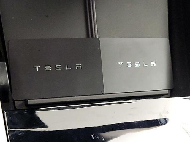 Photo of 2020 Blue Tesla Model 3