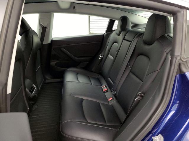 Photo of 2020 Blue Tesla Model 3