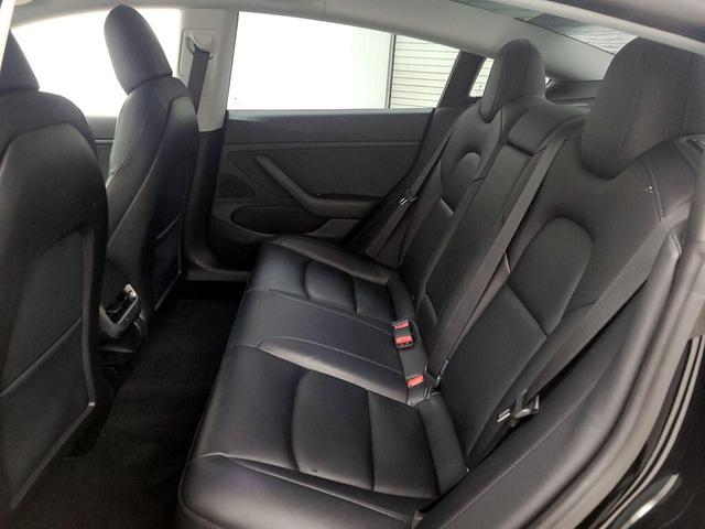 Photo of 2020 Black Tesla Model 3