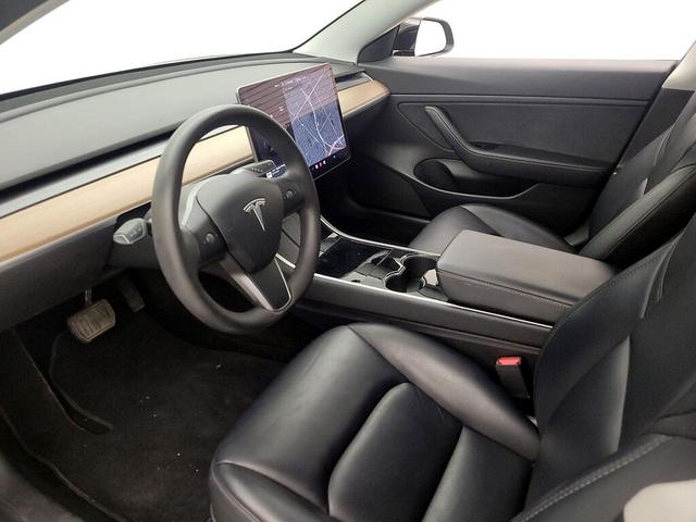 Photo of 2020 Black Tesla Model 3