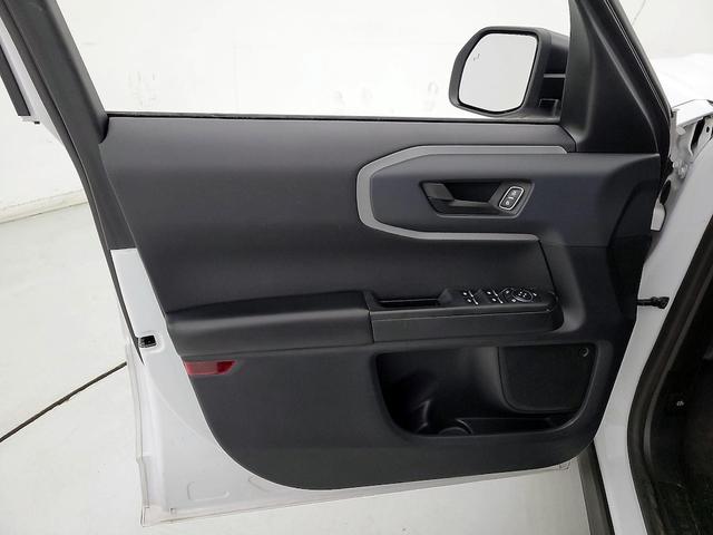 Photo of 2022 White Ford Bronco Sport