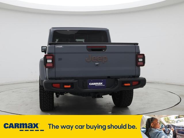 Photo of 2025 Gray Jeep Gladiator