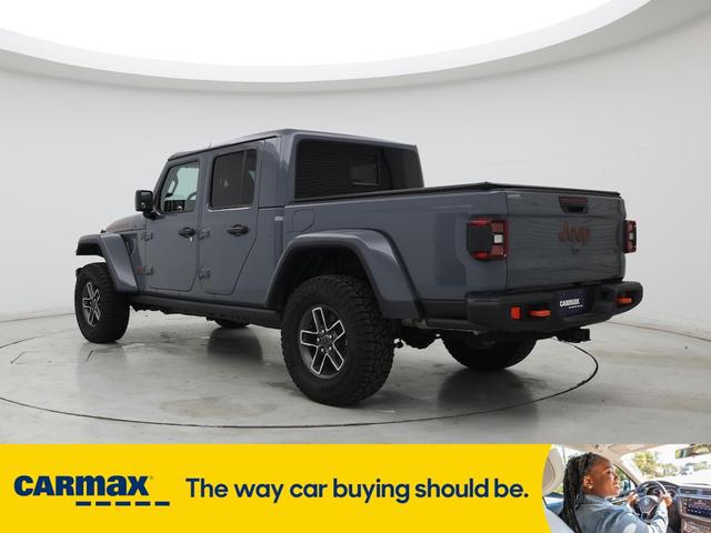 Photo of 2025 Gray Jeep Gladiator
