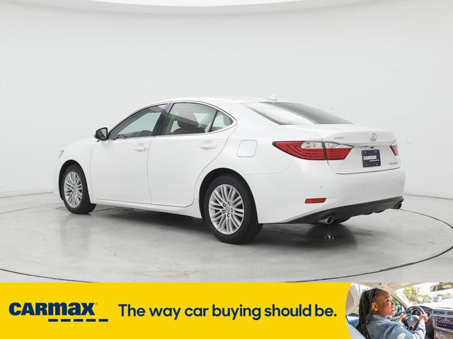 Photo of 2014 White Lexus ES 350