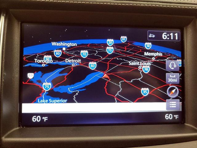 Photo of 2022 White INFINITI QX55