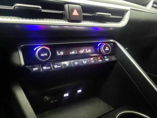 Photo of 2022 Gray Kia K5