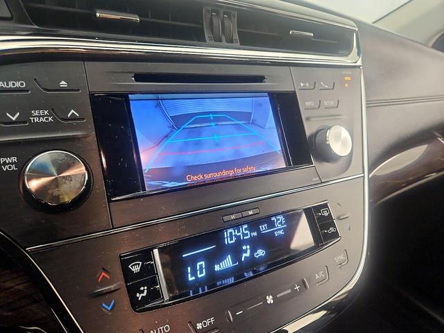 Photo of 2014 Burgundy Toyota Avalon