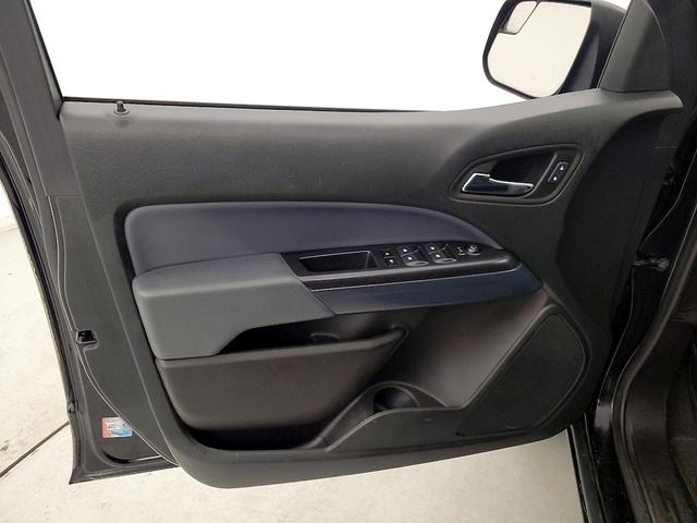 Photo of 2022 Black Chevrolet Colorado