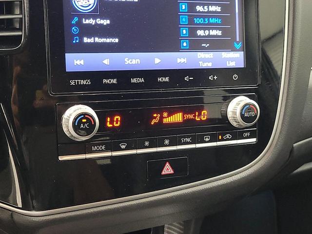 Photo of 2022 Silver Mitsubishi Outlander PHEV