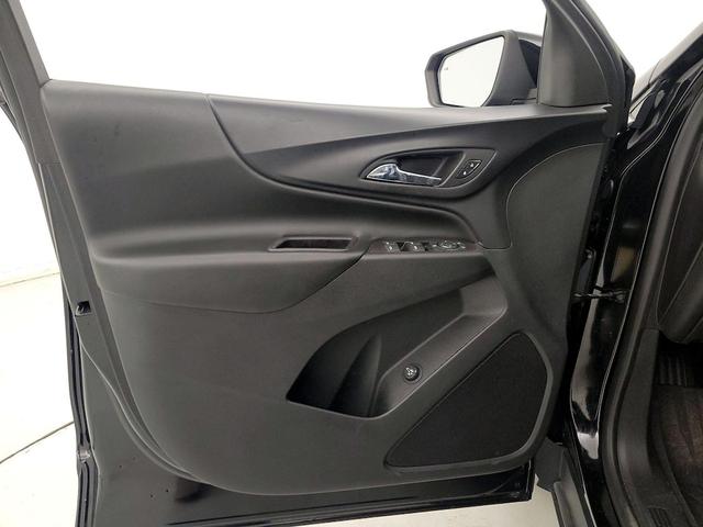 Photo of 2020 Black Chevrolet Equinox