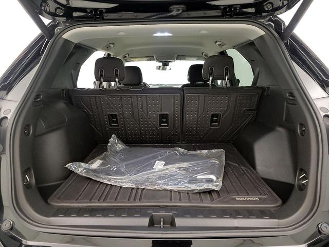 Photo of 2020 Black Chevrolet Equinox