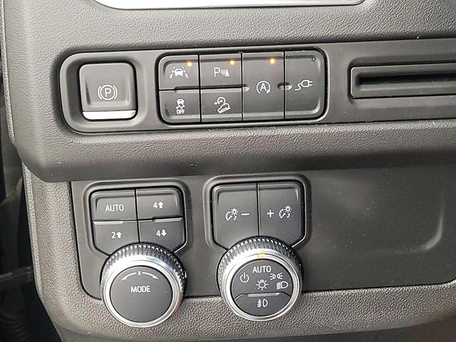 Photo of 2022 Blue GMC Yukon