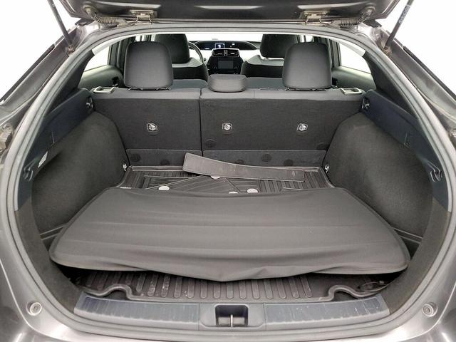 Photo of 2017 Gray Toyota Prius