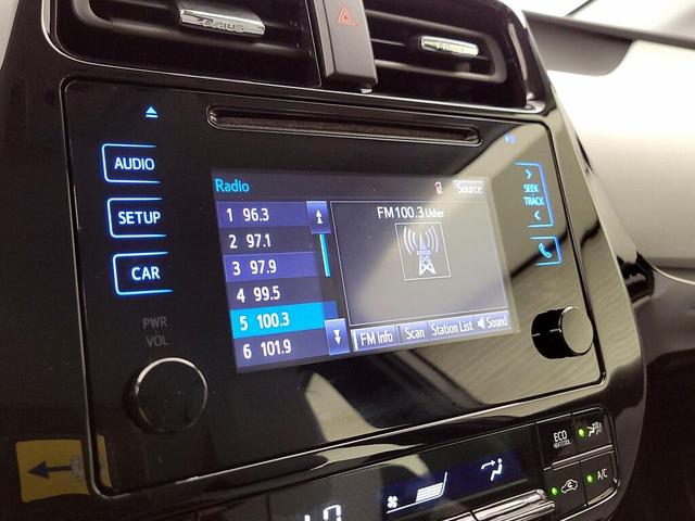 Photo of 2017 Gray Toyota Prius