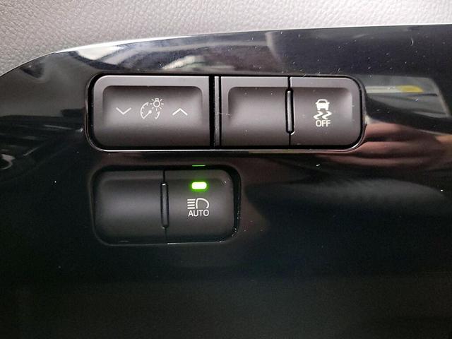 Photo of 2017 Gray Toyota Prius