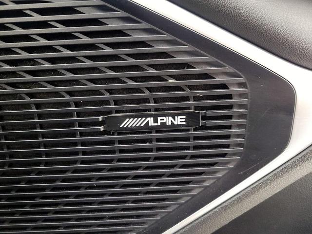 Photo of 2022 Silver Jeep Wagoneer