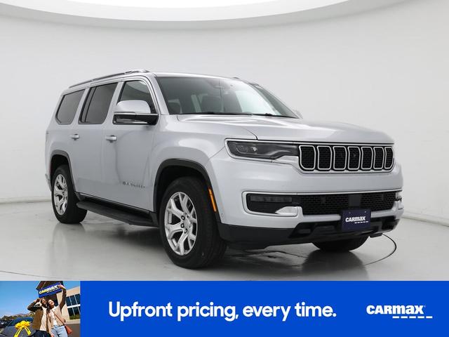 Photo of 2022 Silver Jeep Wagoneer