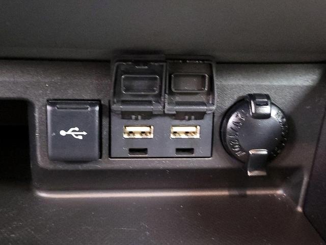 Photo of 2021 Gray Toyota Highlander