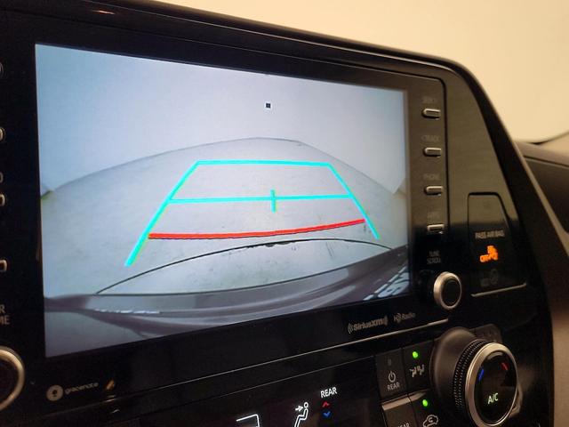 Photo of 2021 Gray Toyota Highlander