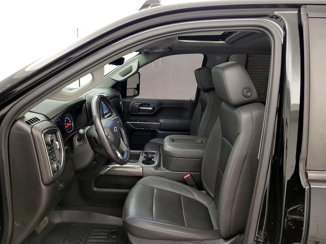 Photo of 2022 Black Chevrolet Silverado 2500