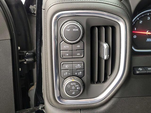 Photo of 2022 Black Chevrolet Silverado 2500