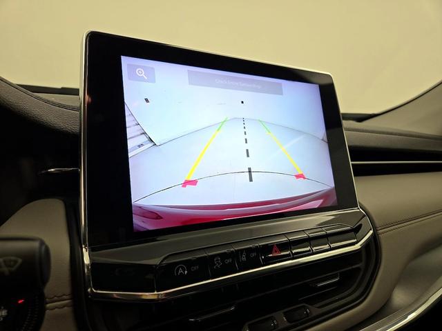 Photo of 2022 Red Jeep Compass